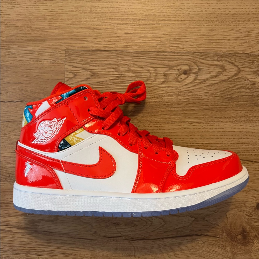 Nike Air Jordan 1 Mid SE Barcelona Geometric DC7294 600, Men’s 7 or Women’s 8.5